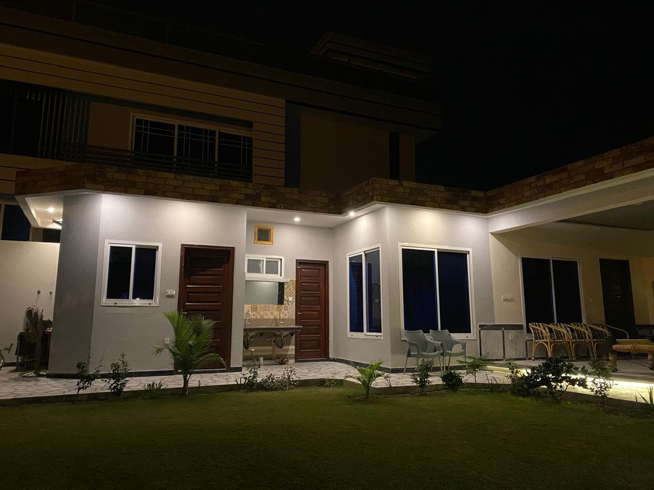 Hujra design